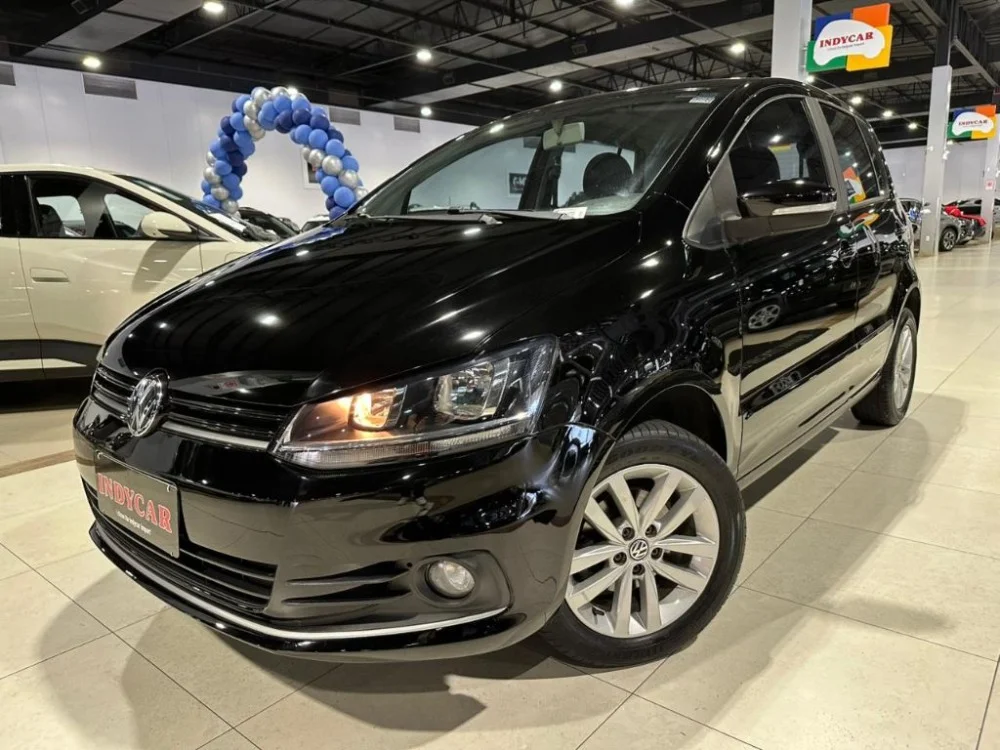 VW - VolksWagen Fox Connect 1.6 Flex 8V 5p